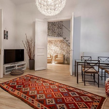 Casa Iaia Appartement Boedapest Buitenkant foto